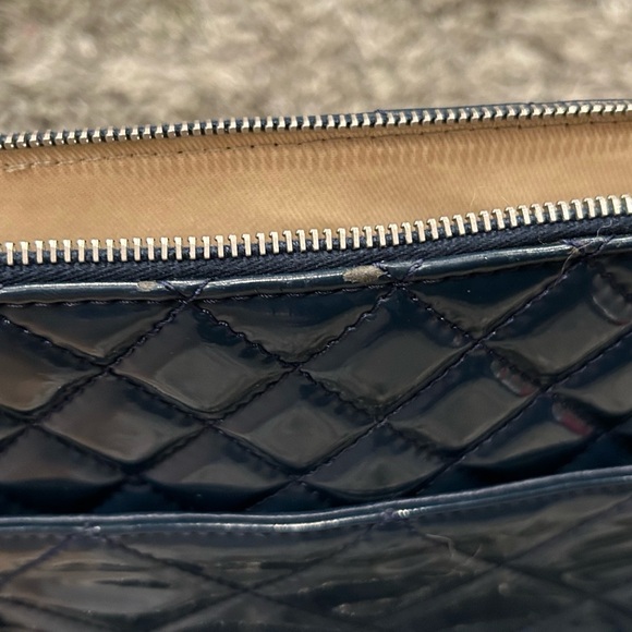 Authentic CHANEL Patent Quilted Purse - Picture 9 of 15